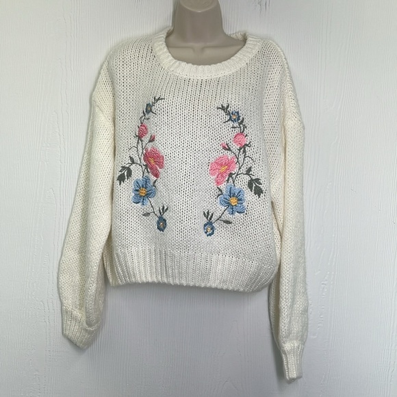 H&M - White Colorful Floral Knit Long Sleeve Crew Neck Sweater Size Large - Picture 2 of 10
